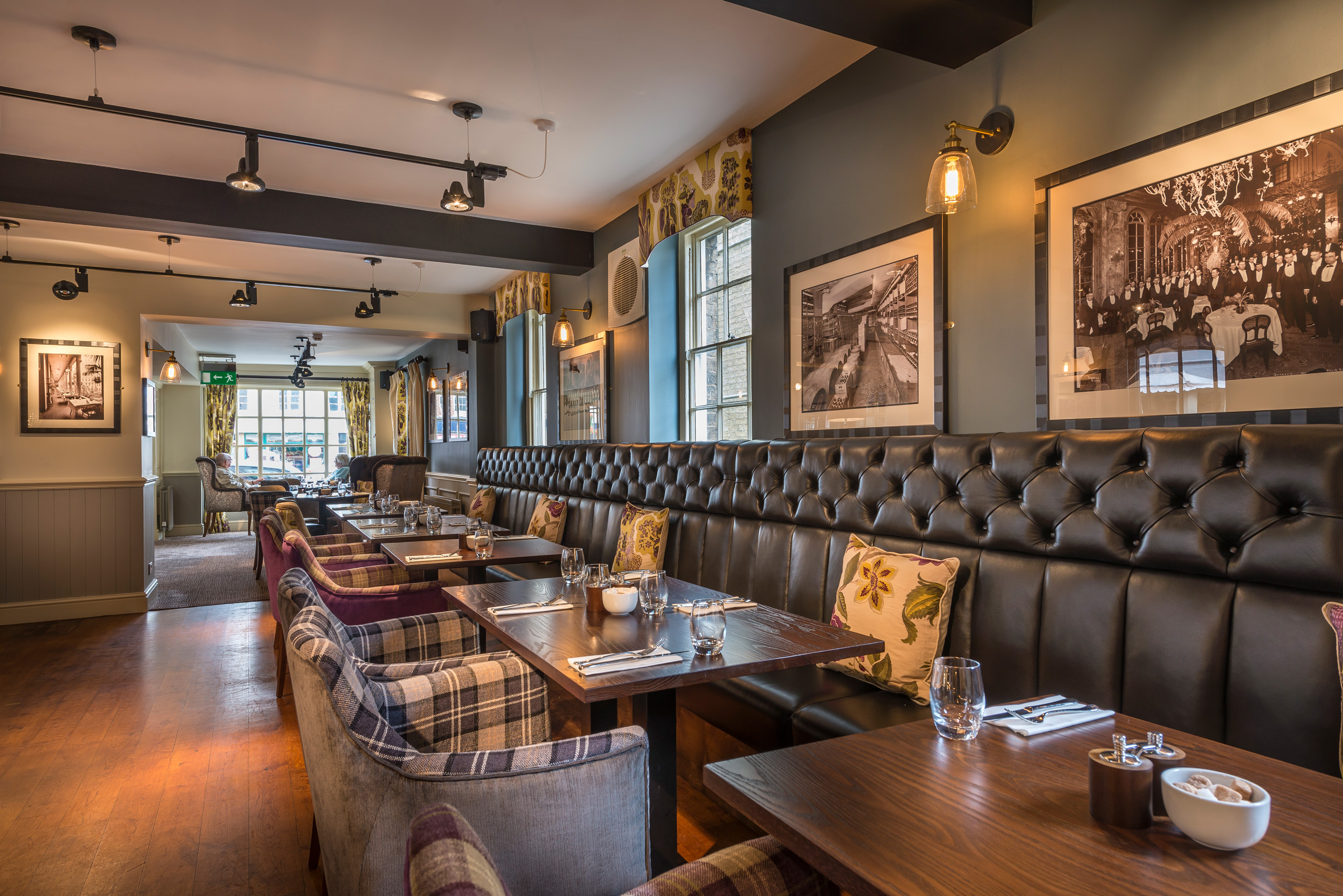 Book A Table | The Golden Lion Hotel, Eatery and Coffee House - St ...